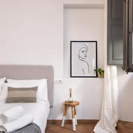 Flateli Ballesteries 26 B Apartman Girona